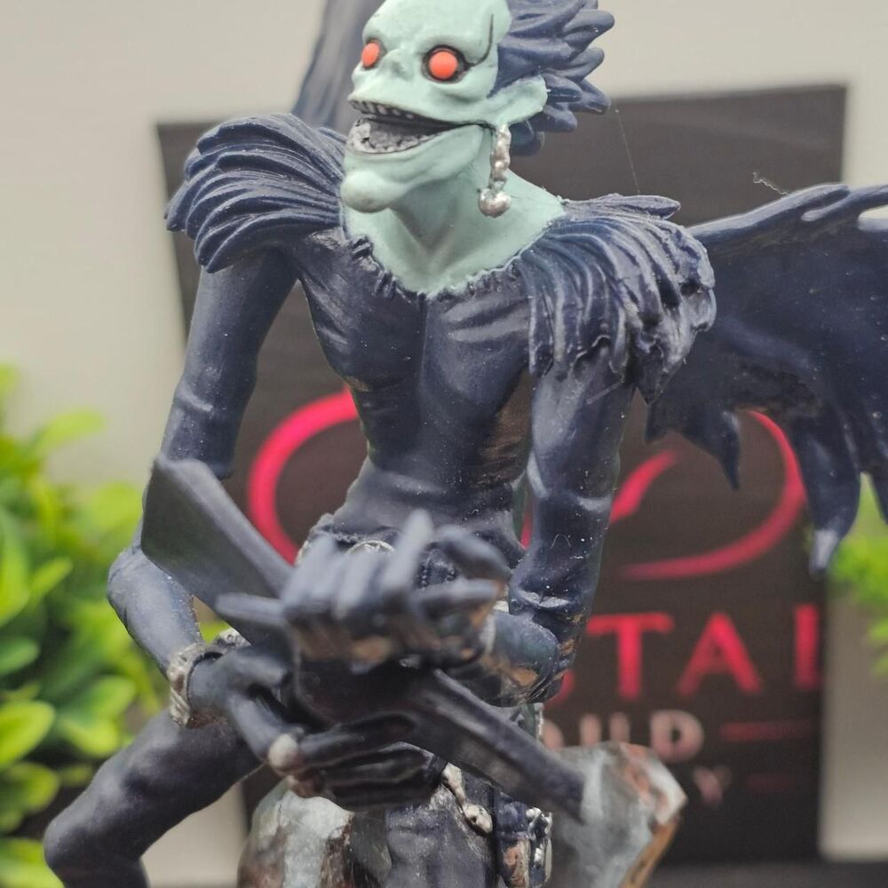 No-brand Collectibles